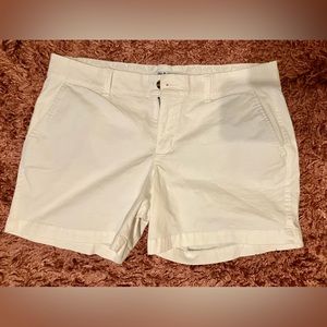 Women’s White Khaki Shorts Size 10